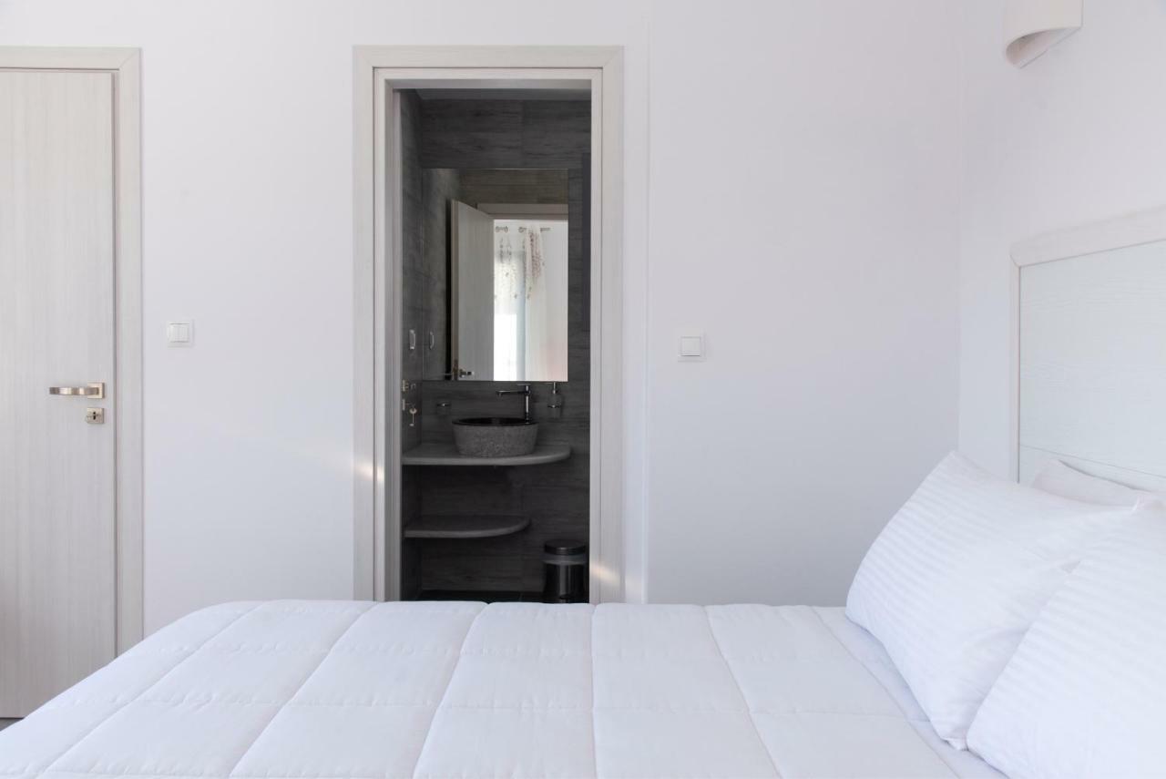 Paros Elitas Villas Páros Exterior foto